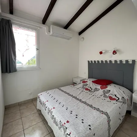 T4 Climatisee A Le Barcares, Terrasse, Parking, Proche Plage, Ideale Famille, Animaux Ok - Fr-1-799-26 Villa